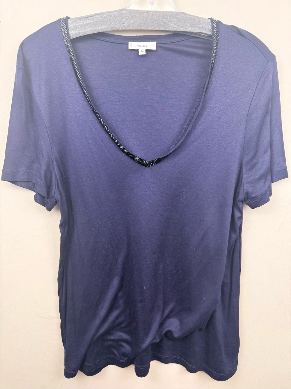 Reiss navy blue fancy V neck t shirt medium